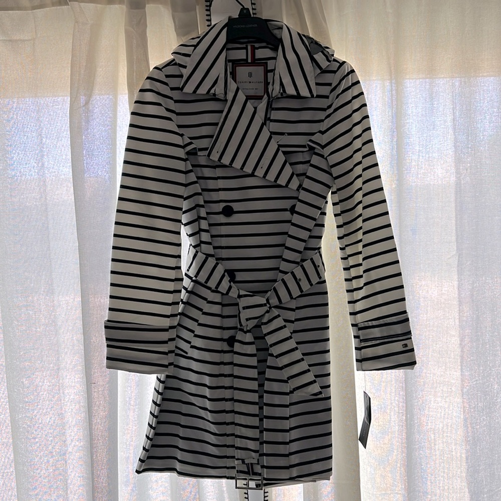 Tommy Hilfiger Trench Coat